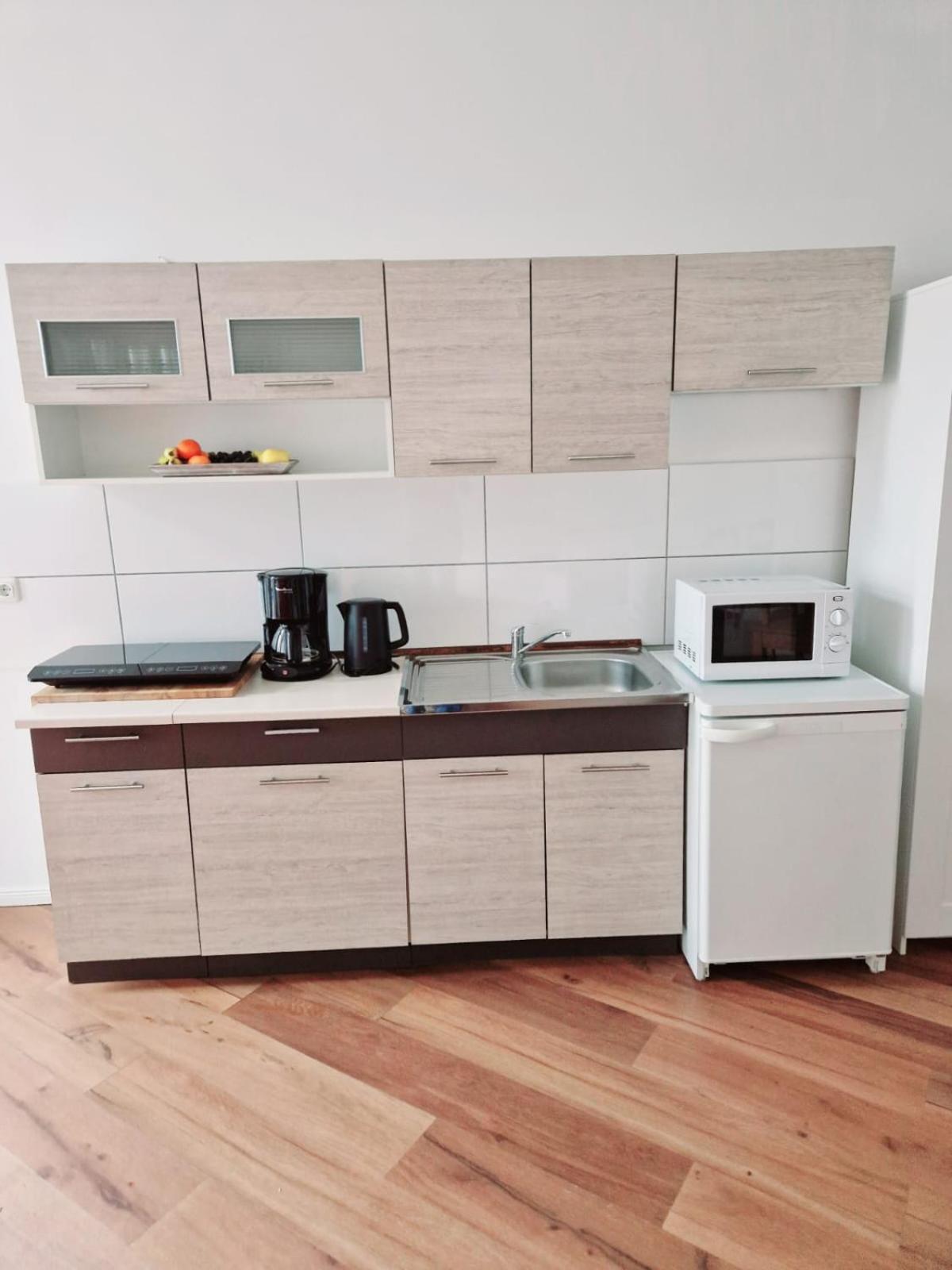 City Studio Apartment For 4, Near Sonnenallee 베를린 외부 사진