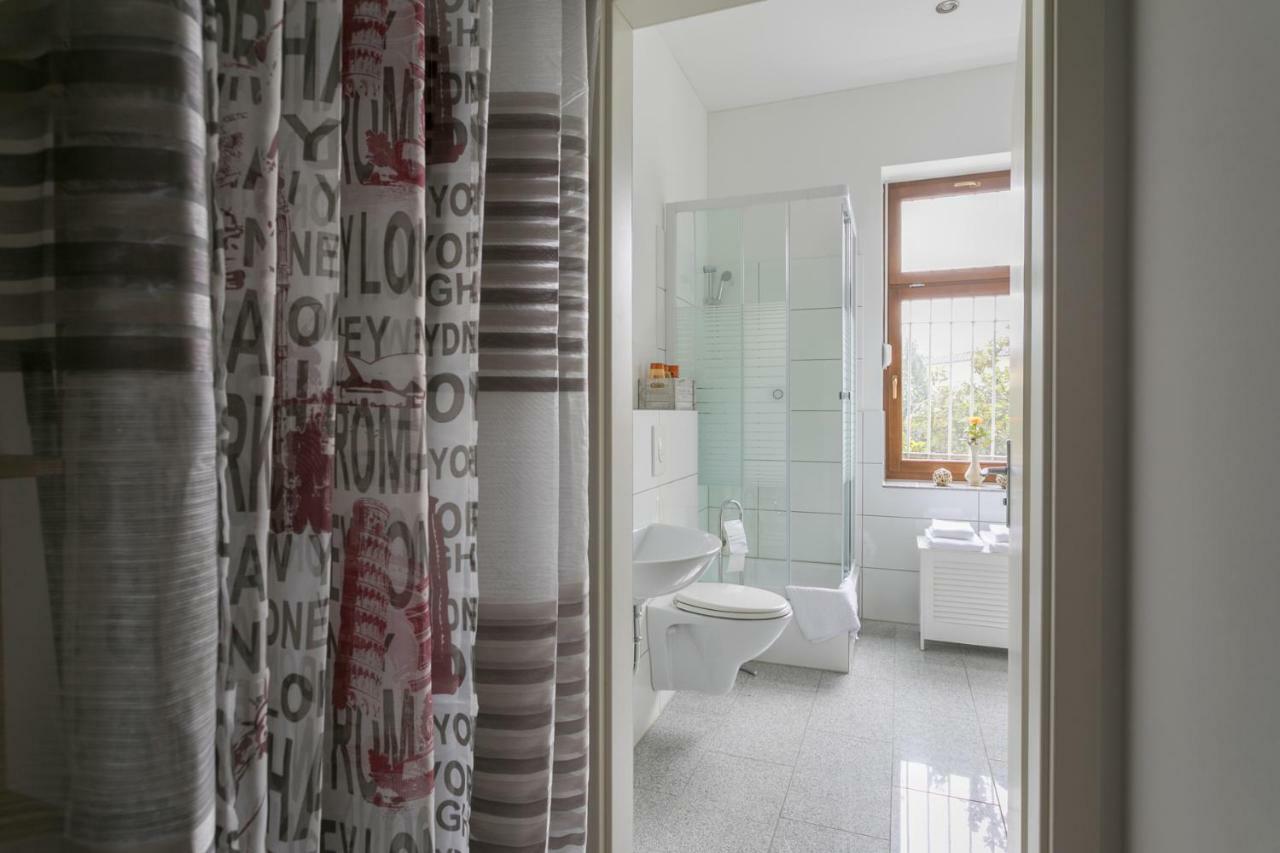 City Studio Apartment For 4, Near Sonnenallee 베를린 외부 사진